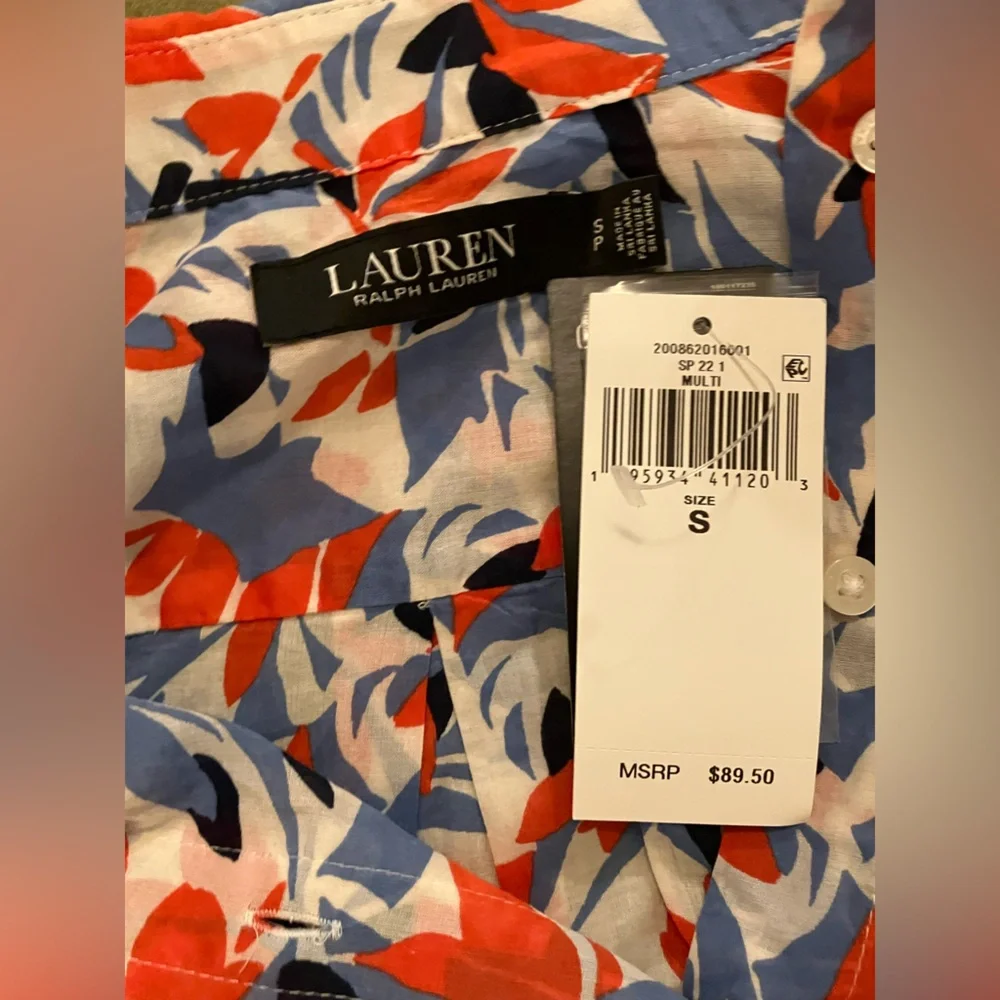 NWT Lauren Ralph Lauren Women’s Small Button Down Floral Shirt Blouse Red Blue - Picture 9 of 10